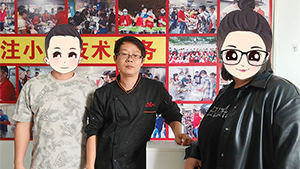 内蒙古帅哥美女学习烤鸭、卤菜、手撕鸡和蜜汁系列